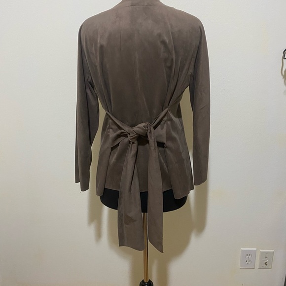 IC by Connie K Brown Jacket - Picture 3 of 10